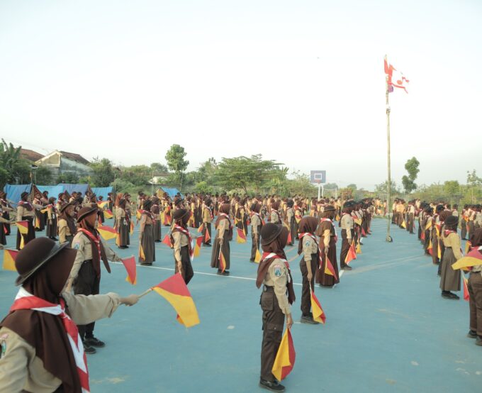 UPT SMPN 1 Montong Gelar Masa Orientasi Kepramukaan untuk Siswa Baru T.A 2025/2026